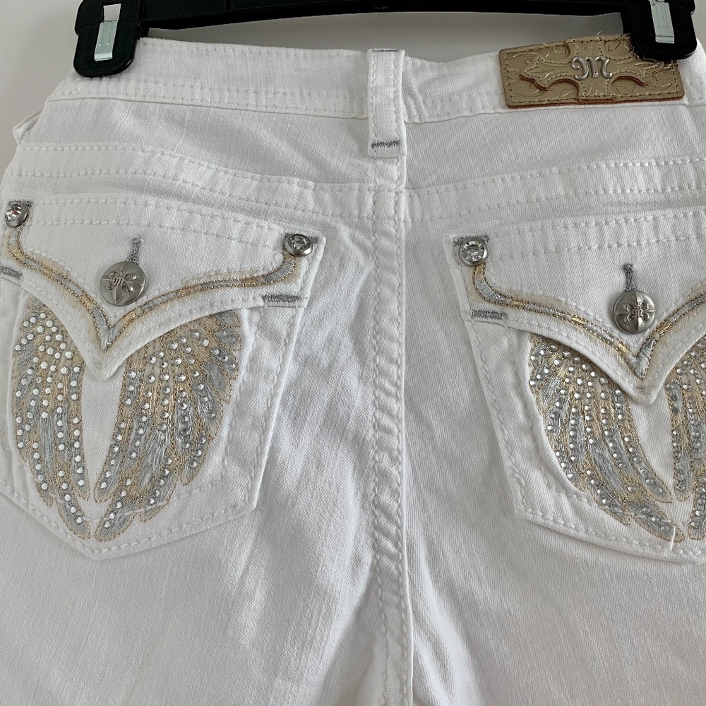 White Miss Me Capri Jeans